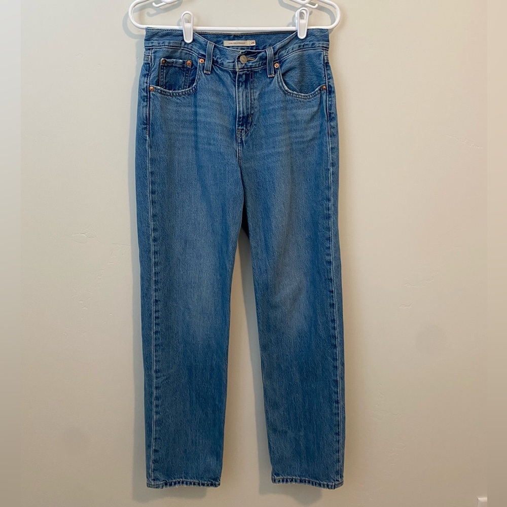 Levi’s Women’s Low Pro Straight Jeans - Medium Wash